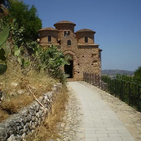 Villa Riviera Dei Gelsomini Monasterace